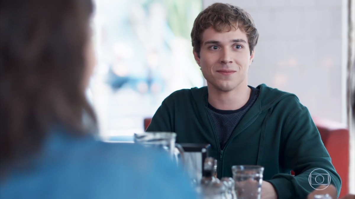 Gabriel revela que é gay às Five vem por aí gshow