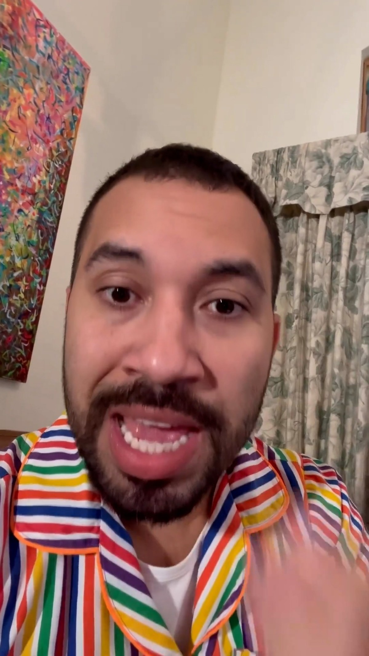 Gil do Vigor faz desabafo e critica a cura gay Você é quem você é