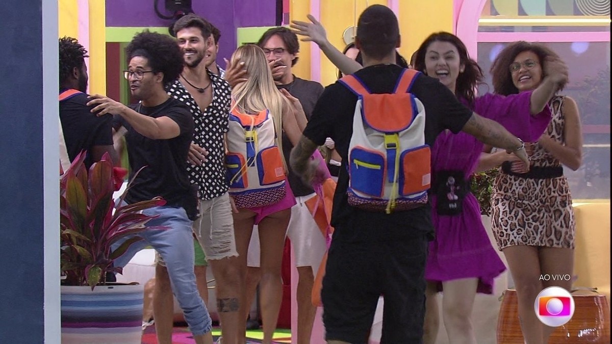 Pipoca E Camarote Se Encontram Pela Primeira Vez No Bbb Tempo Real