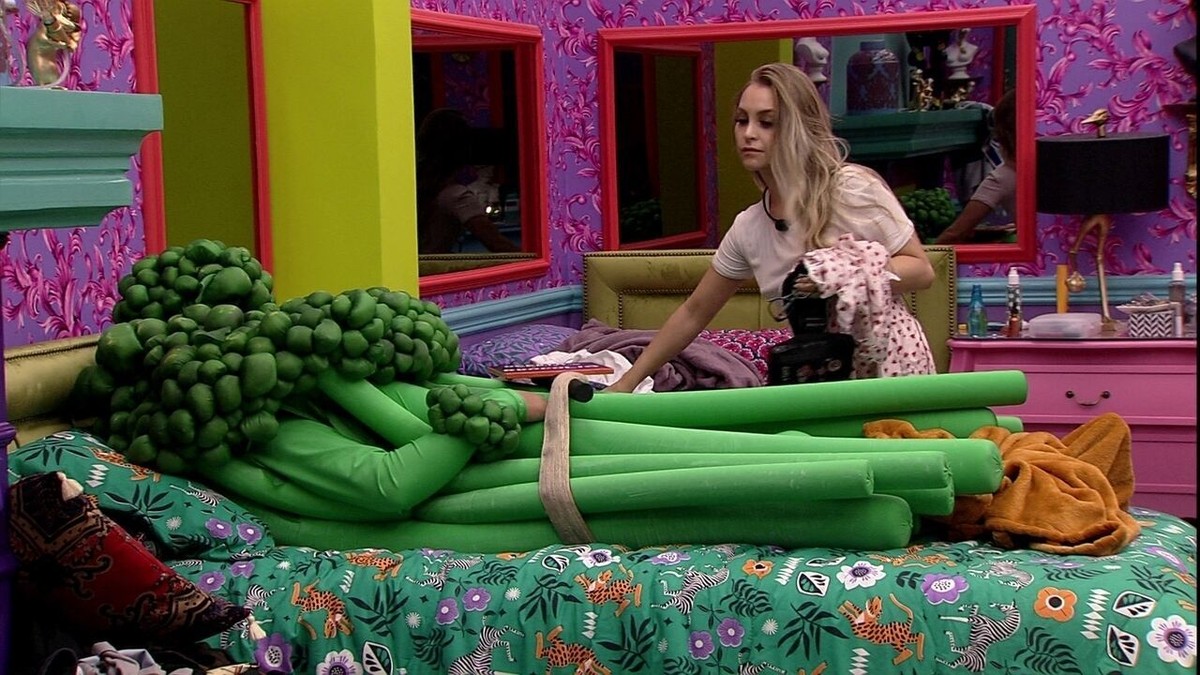 Após Madrugada De Festa Confinados Do Bbb21 Acordam Casa Bbb Gshow