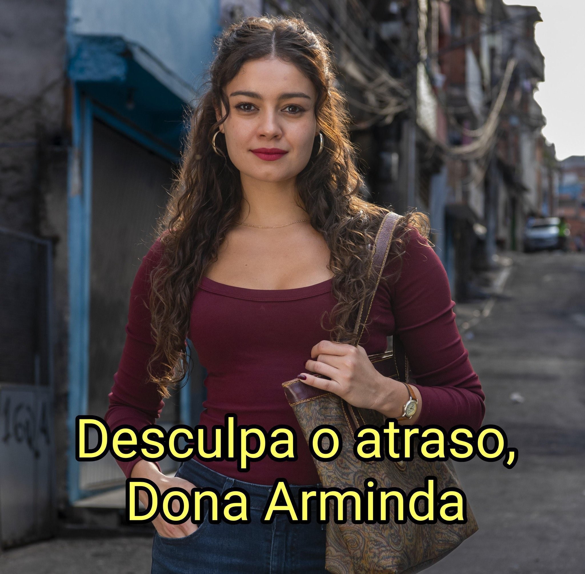 Atrasos de Gerluce em Três Graças viraliza nas redes sociais e público se diverte: 'Inimiga da pontualidade'