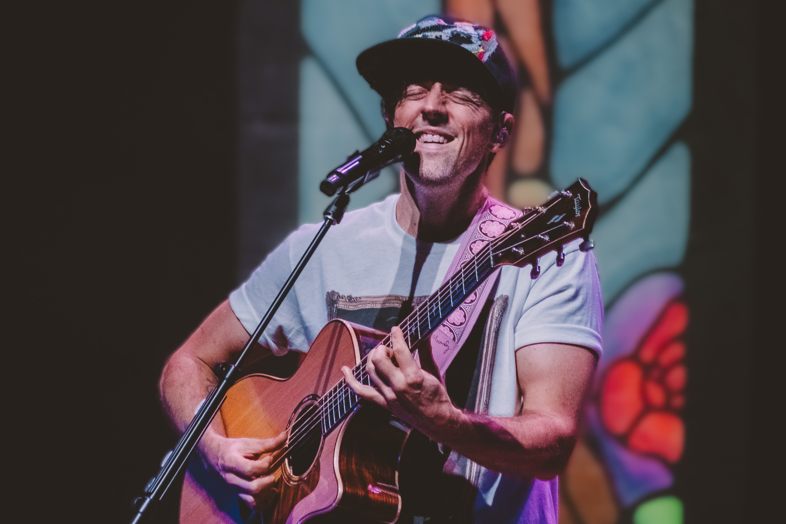 Jason Mraz comemora retorno ao Brasil e brinca: 'Não tinha certeza se alguém se lembrava de mim'