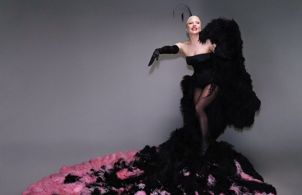 Lady Gaga comemora participação na abertura das Olimpíadas de