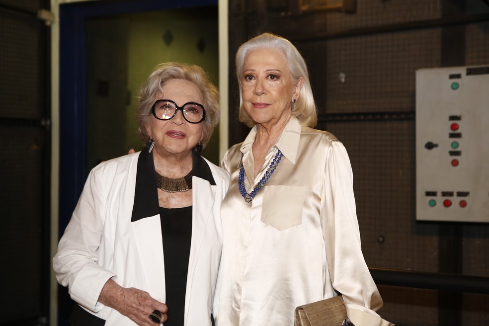 Confira A Primeira Imagem De Fernanda Montenegro E Nathalia Timberg Nos Bastidores Do Especial 9849