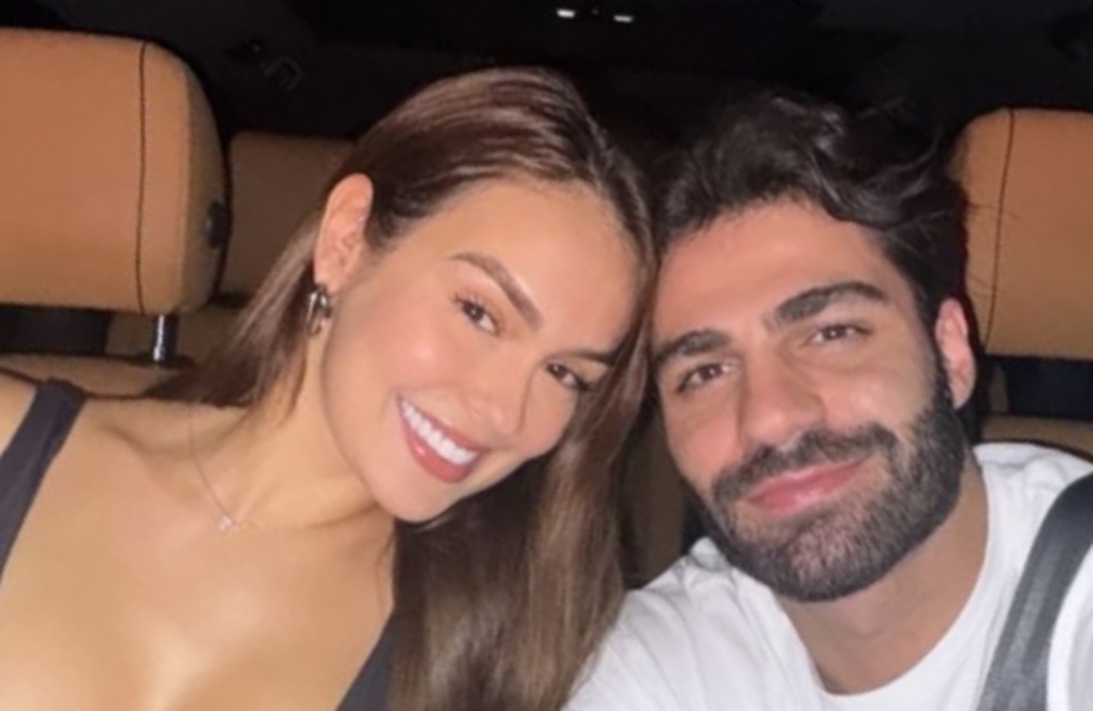 Ex-BBB Larissa Santos anuncia término do namoro com DJ Netto