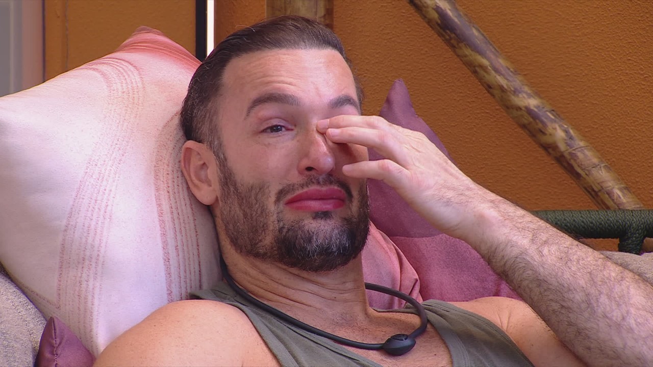 Diego Hypolito chora em conversa com Joselma no BBB 25: 'Meu sonho é vencer esse programa'