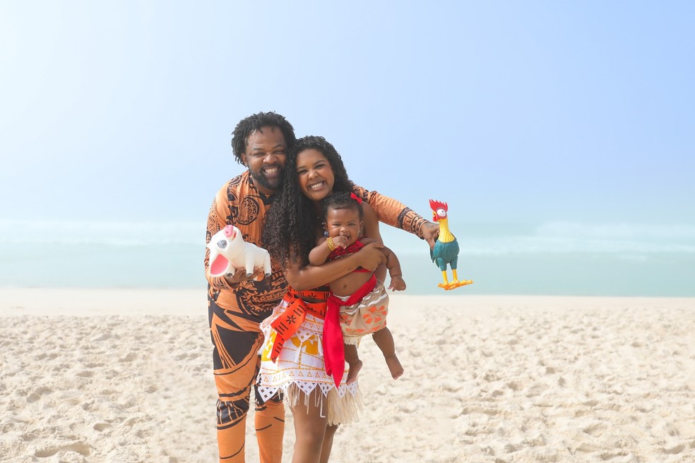 Xande de Pilares comemora os nove meses da filha — Foto: Reprodução