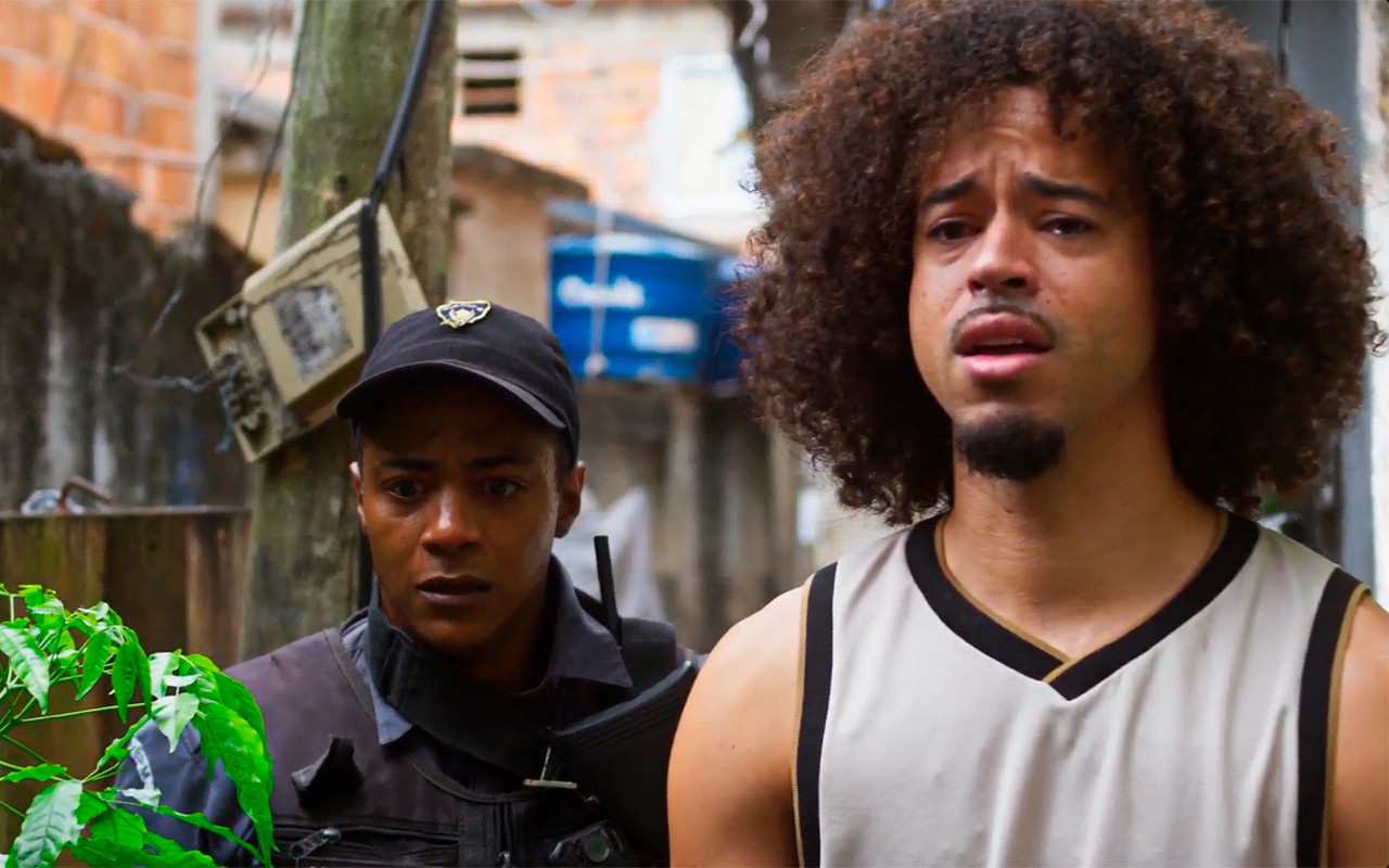 Dona de Mim: Ryan e Marlon salvam a vida um do outro em operação policial