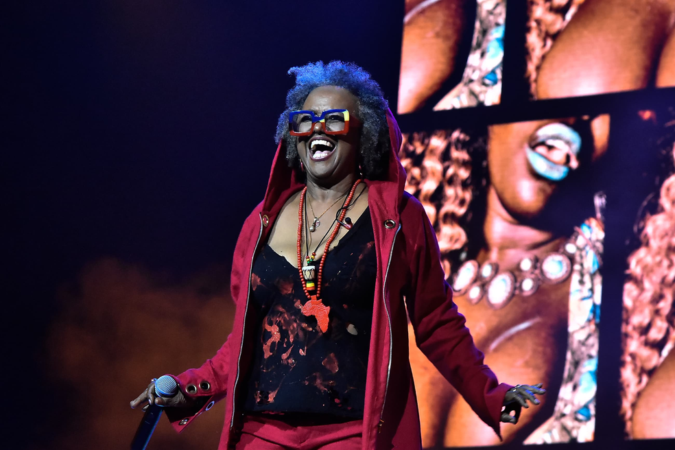 Sandra de Sá se apresentou e homenageou Tim Maia — Foto: Roberto Teixeira