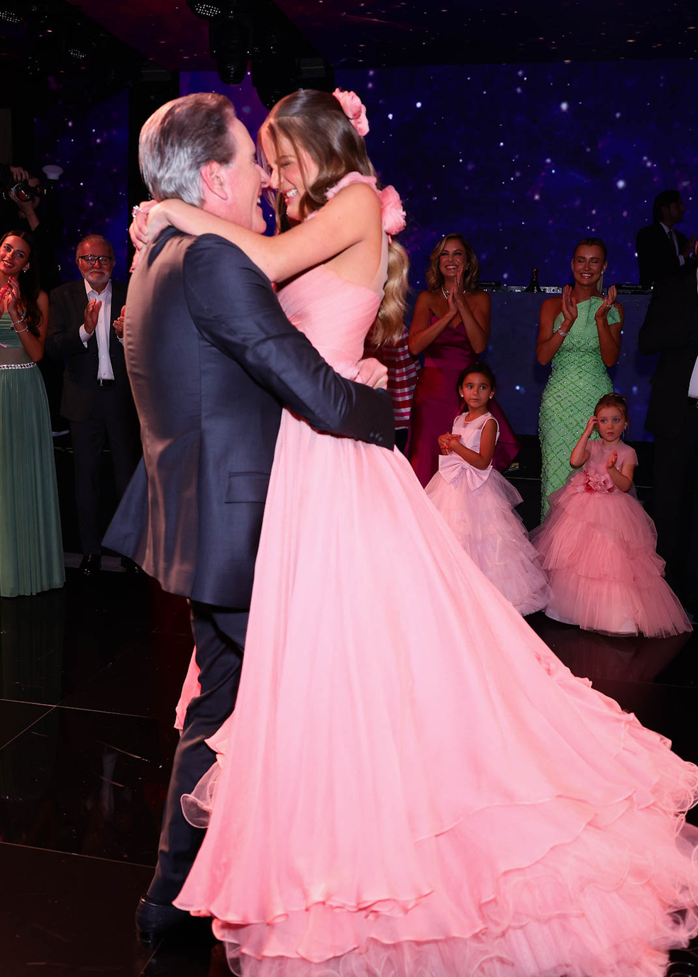 Roberto Justus e Rafa na valsa — Foto: Brazil News