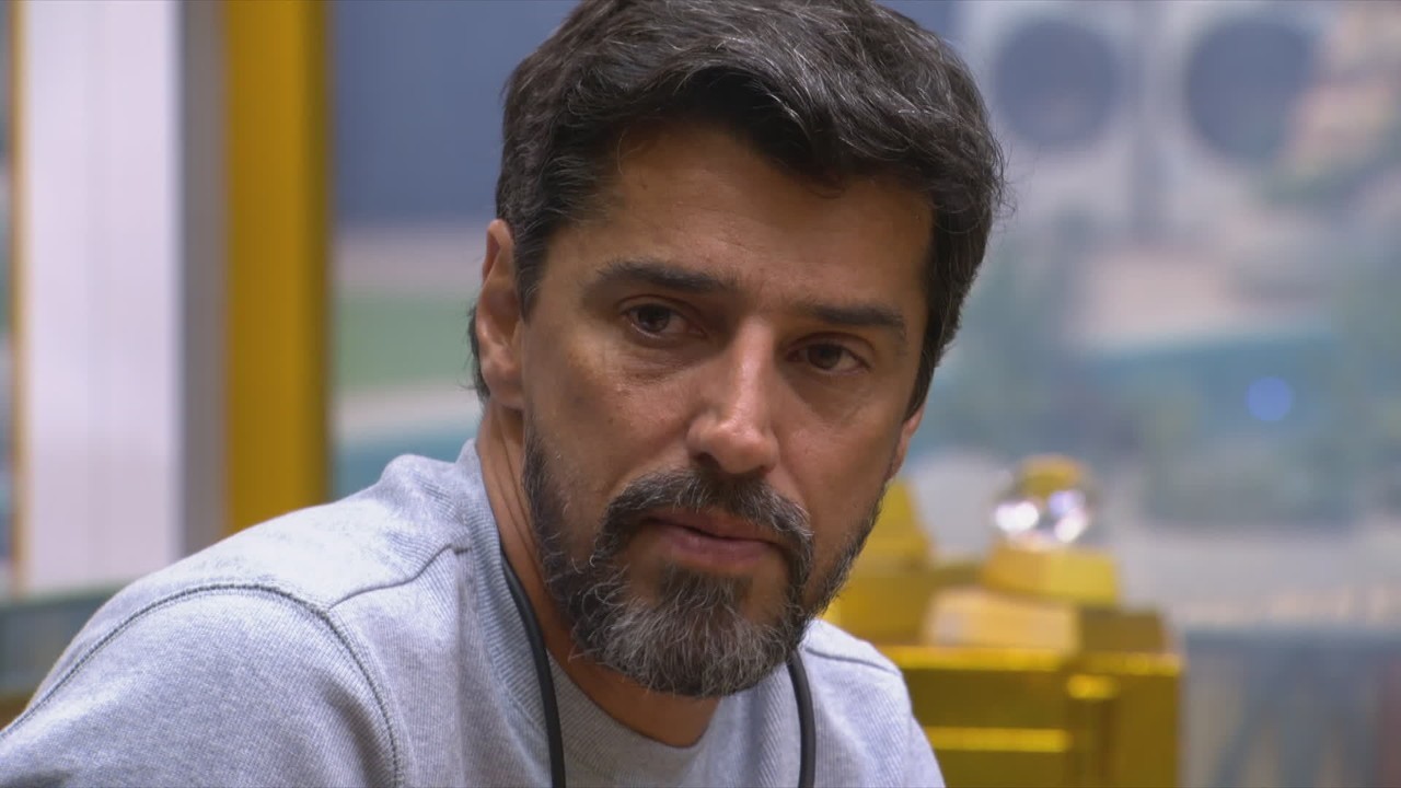 Ana Paula Renault critica Alberto Cowboy por parabenizar sister: 'Faz isso só para queimar os outros'