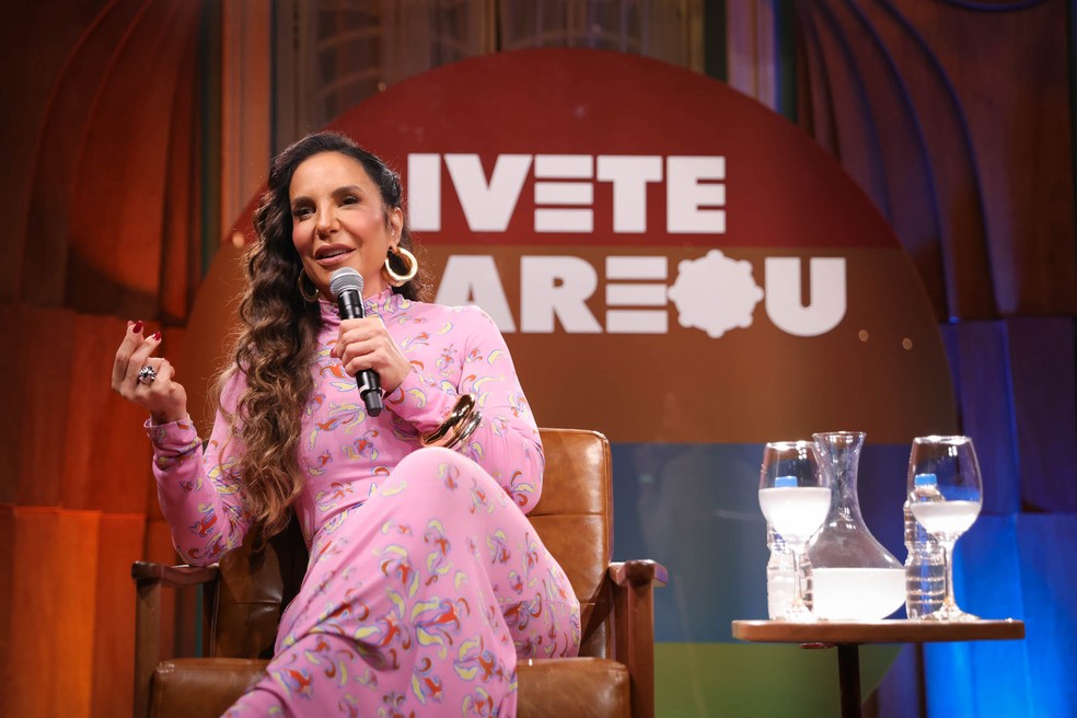 Ivete Clareou': Com inspiração em Clara Nunes, Ivete Sangalo lança turnê  para celebrar o samba | Música | gshow