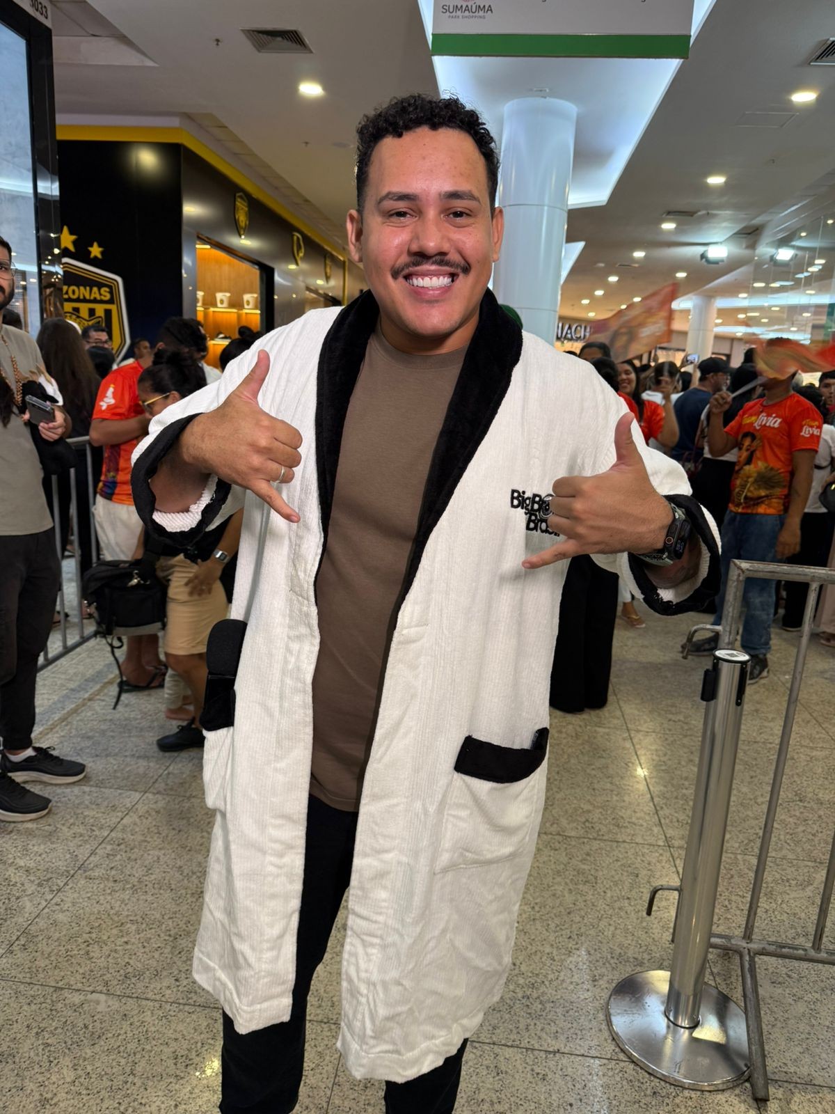 Ex-BBBs repercutem animação do público nas Casas de Vidro no Big Day