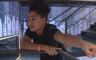 Jordana flagra Samira e Milena ouvindo conversa e sisters iniciam treta generalizada