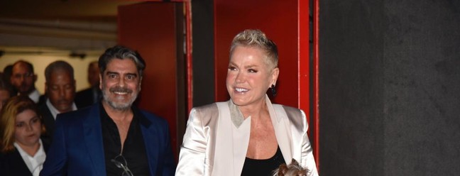 Xuxa chega para o lanamento do documentrio no Rio  Foto: Fbio Cordeiro/gshow
