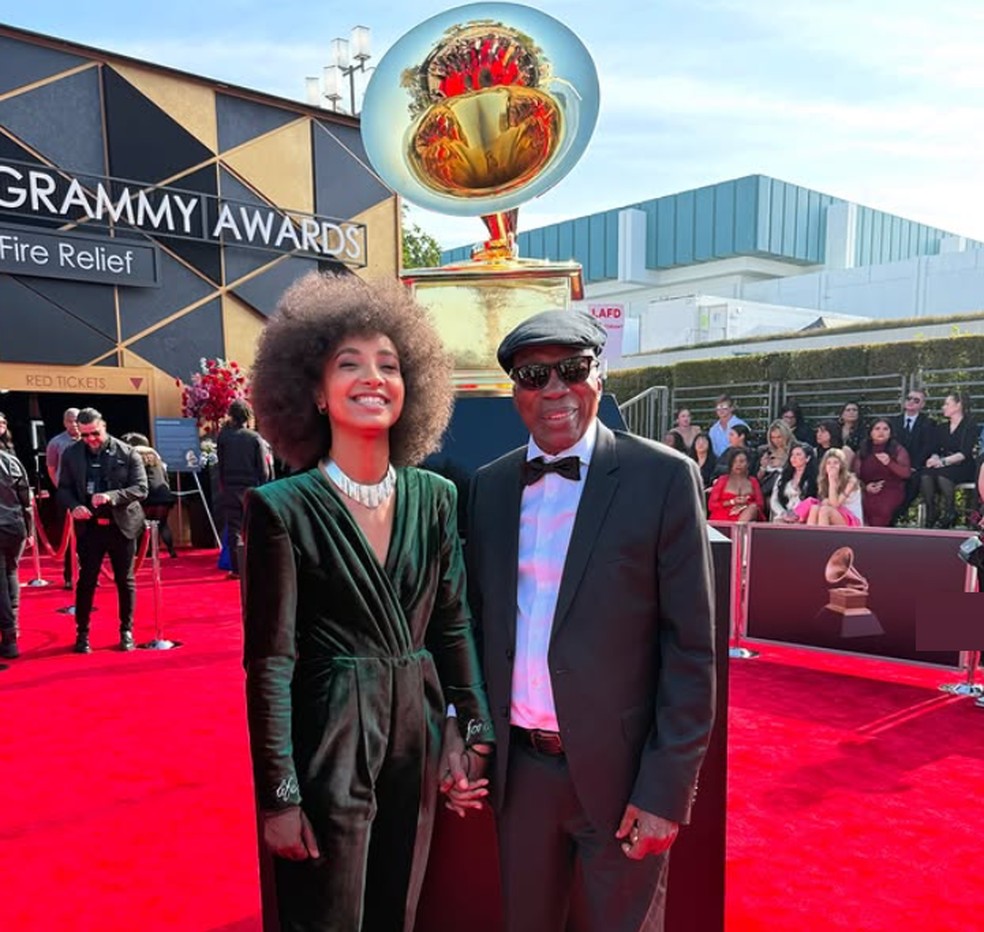Milton Nascimento e Esperanza Spalding no Grammy — Foto: Reprodução / Instagram