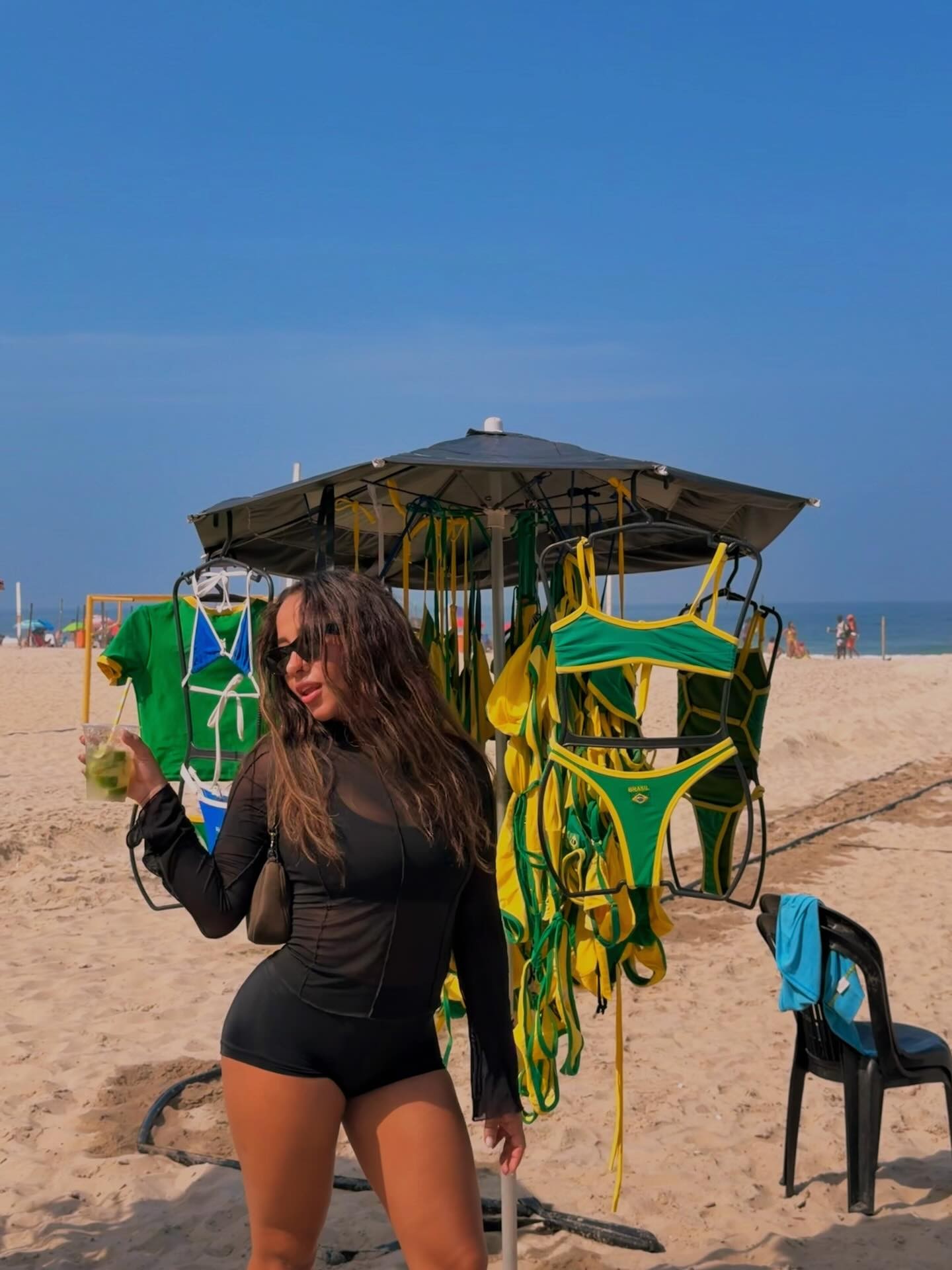 Na véspera do show, bailarina de Shakira mostra momentos no Rio
