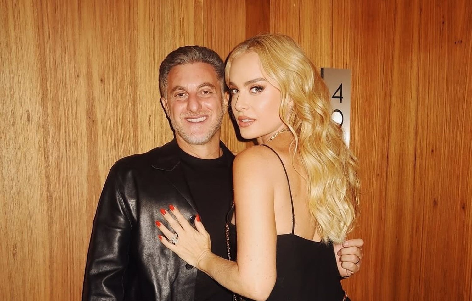 Luciano Huck celebra estreia de Angélica no GNT: 'Que delícia assistir'