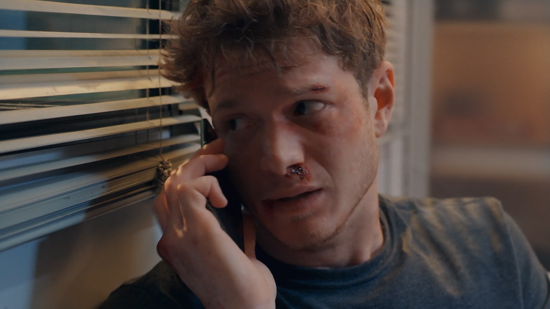 Três Graças: Leonardo vai parar na polícia e pede socorro a Ferette