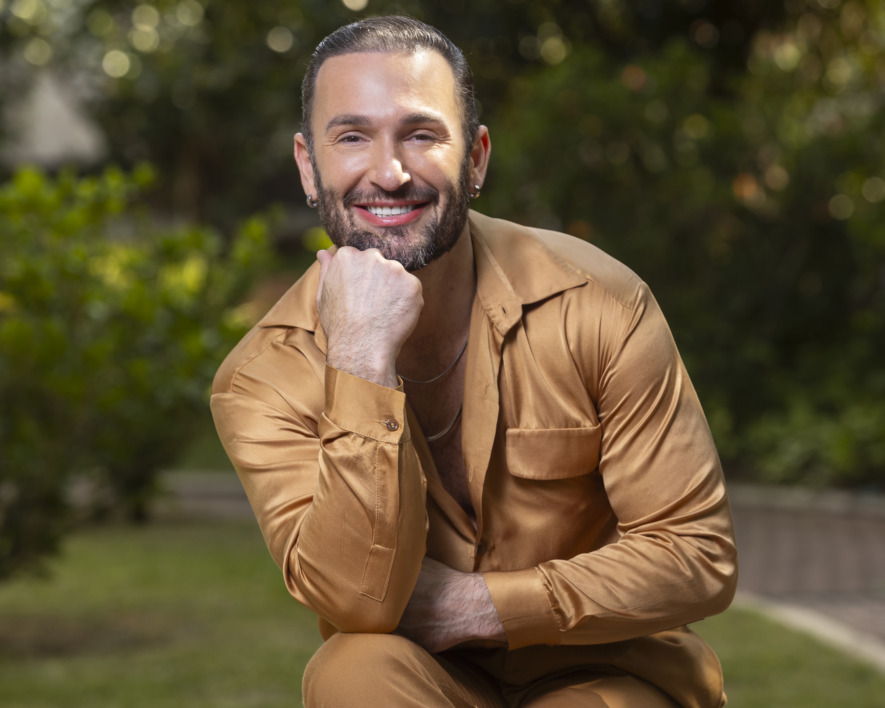 Gil do Vigor revela se já rolou jantar com Diego Hypolito