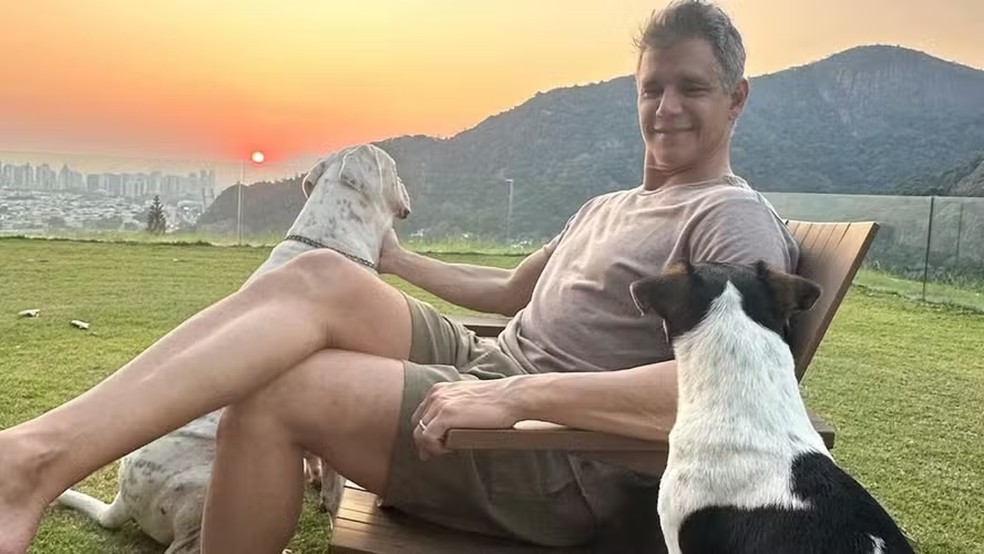 Márcio Garcia em sua mansão — Foto: reprodução