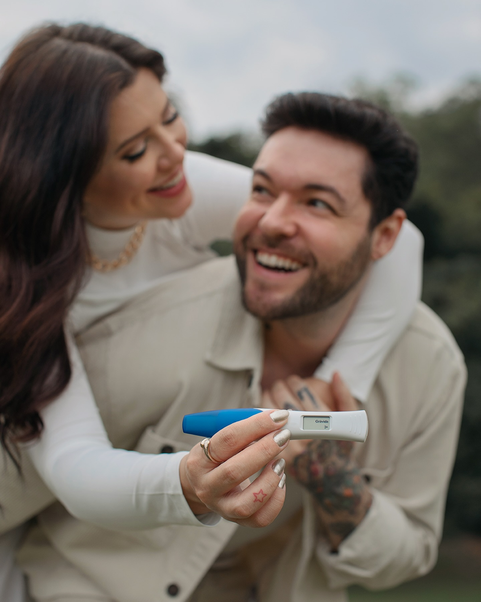 Ex-BBBs Andressa e Nasser anunciam gravidez — Foto: Instagram