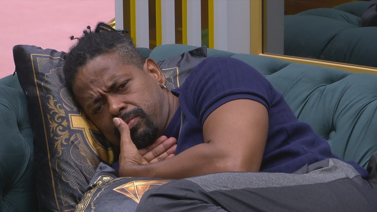 Babu Santana e Leandro Boneco criticam atitude de sister: 'Acho que ela é soberba mesmo'