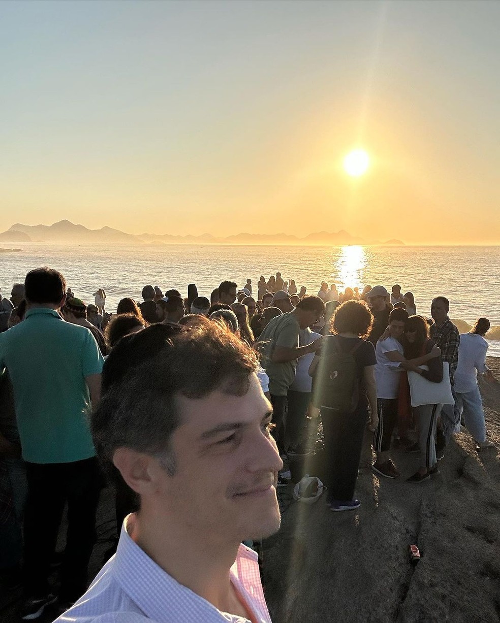 Mateus Solano celebra ano novo judaico ao pôr do sol | Gshow