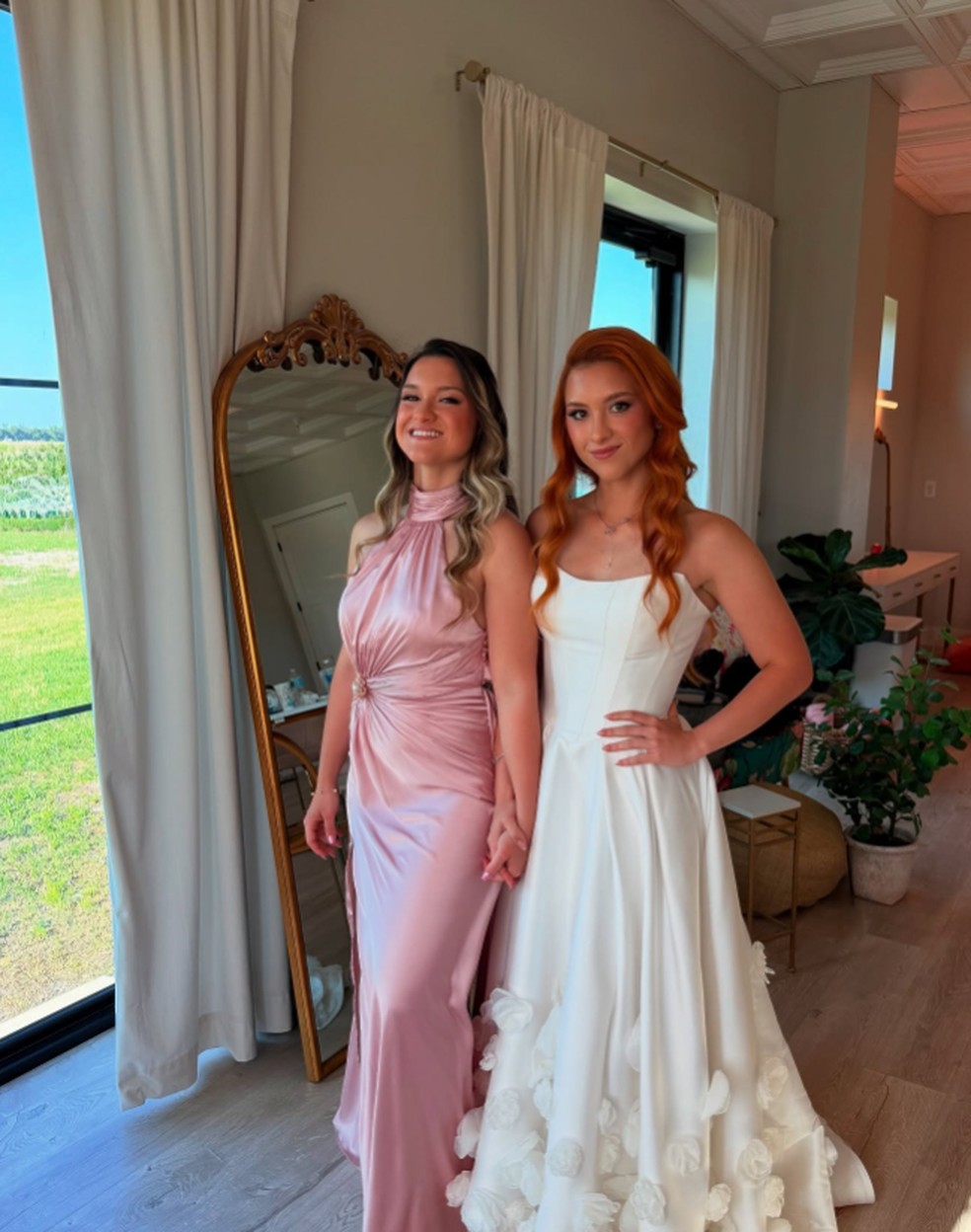 Marina Liberato abre álbum de casamento da irmã — Foto: Reprodução do Instagram