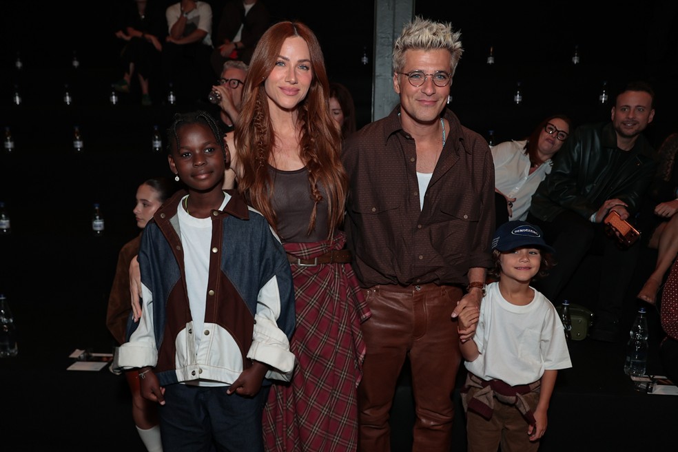 Bless, Giovanna Ewbank, Bruno Gagliasso e Zyan — Foto: Victor Chapetta/ BrazilNews