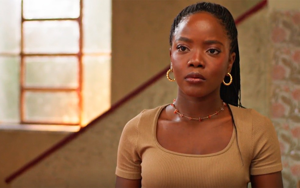 Leo toma decisão importante em Dona de Mim — Foto: Globo