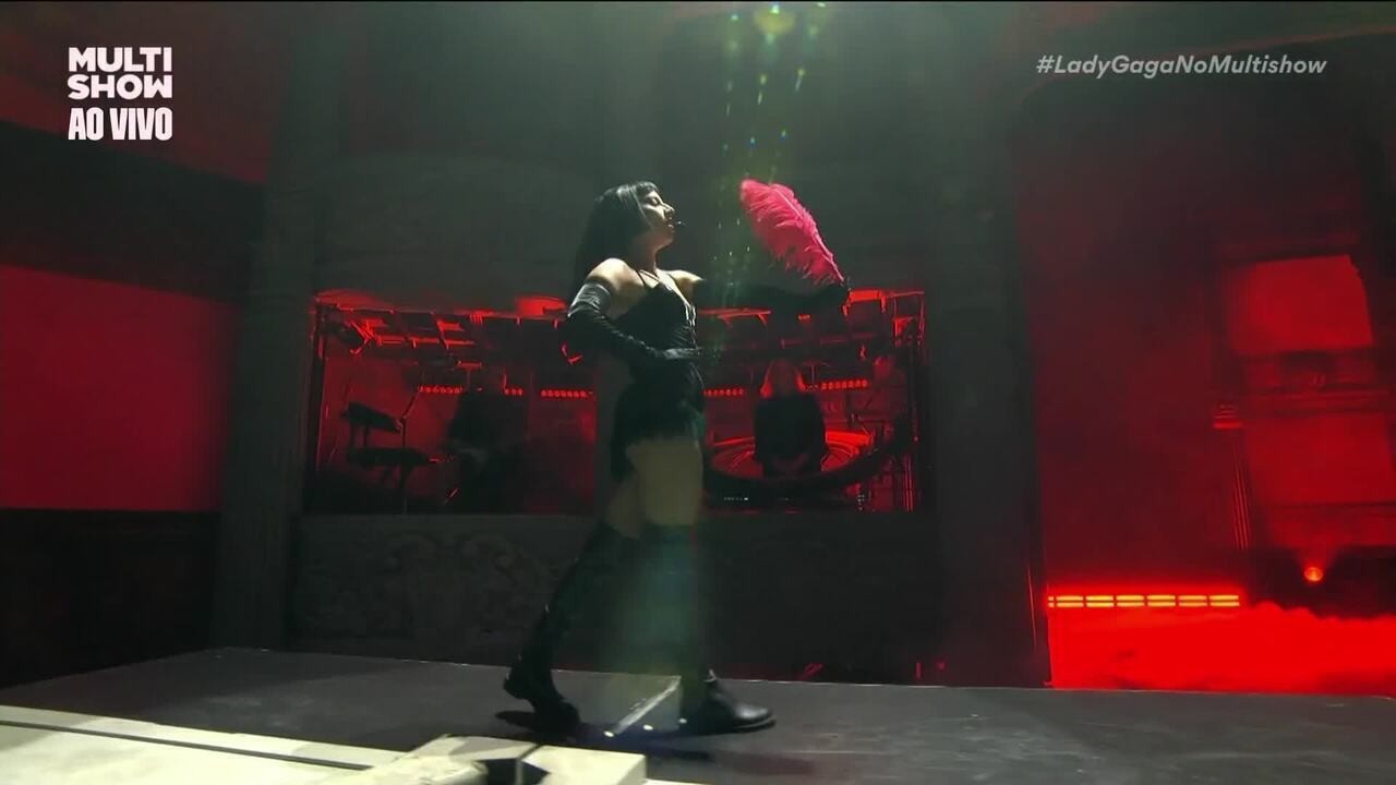 Show de Lady Gaga: latões de lixo da prefeitura foram alugados por R$ 150 para visão privilegiada do palco