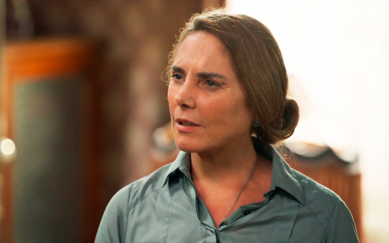 Em Êta Mundo Melhor!, Zulma surta ao descobrir casamento de Dita e Candinho e arma plano