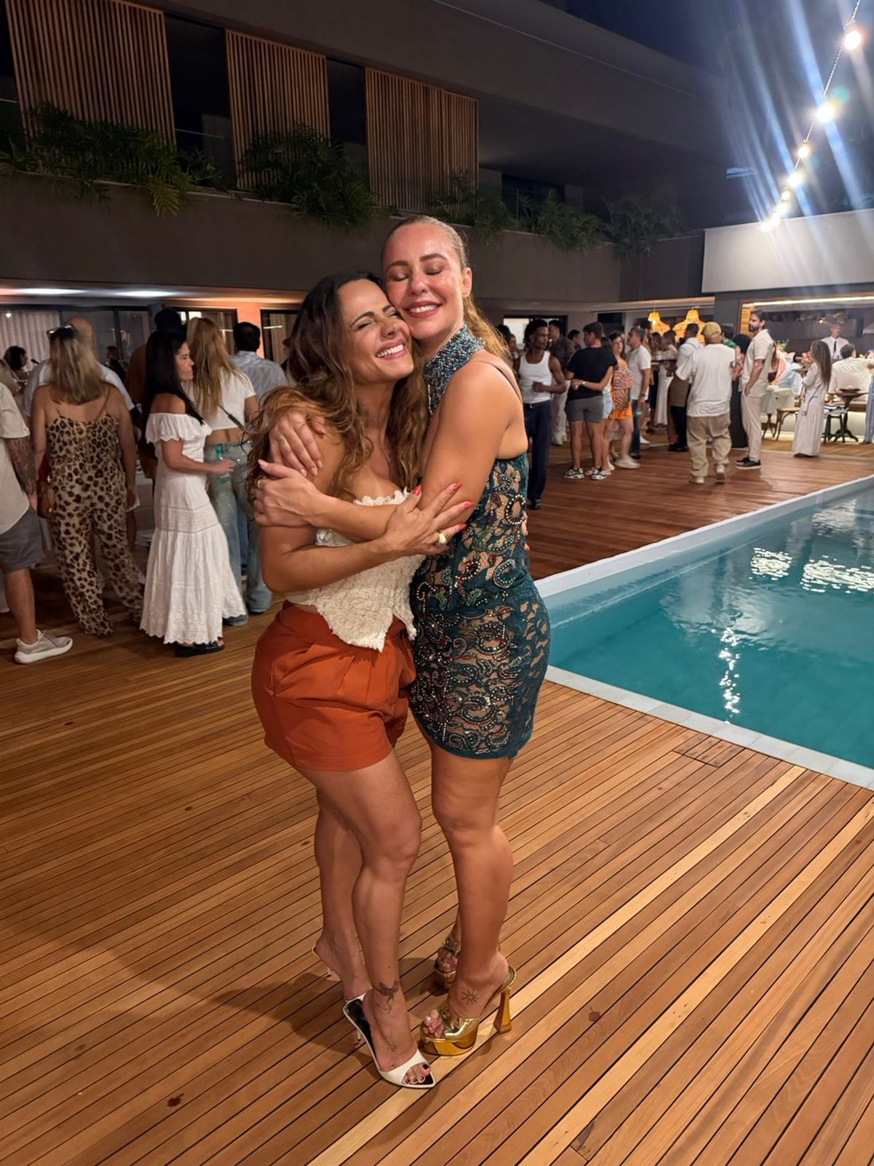 Viviane Araujo ePaolla Oliveira — Foto: Arquivo pessoal