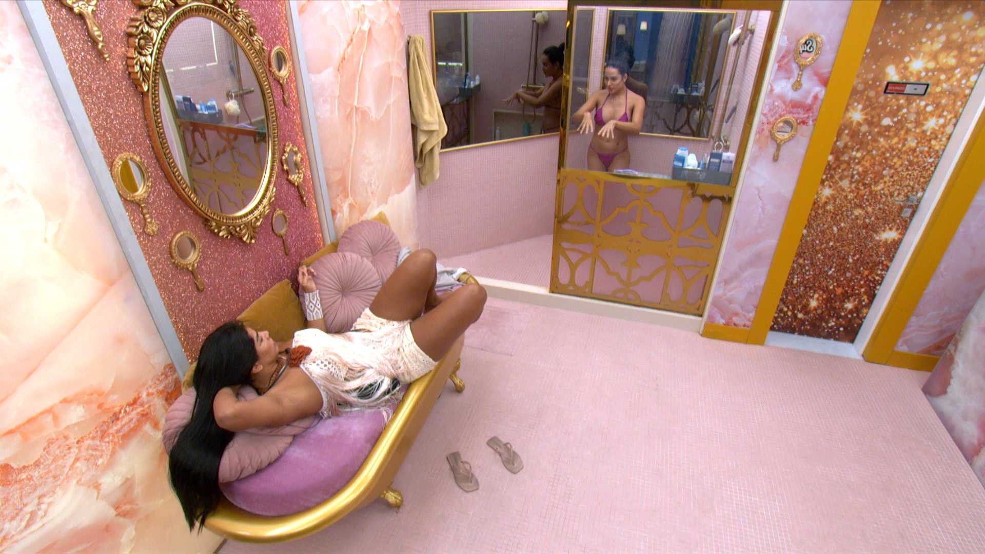 Após ouvir escondida, Jordana suspeita de estratégia contra ela e Marciele: 'Ficar feio pra gente'