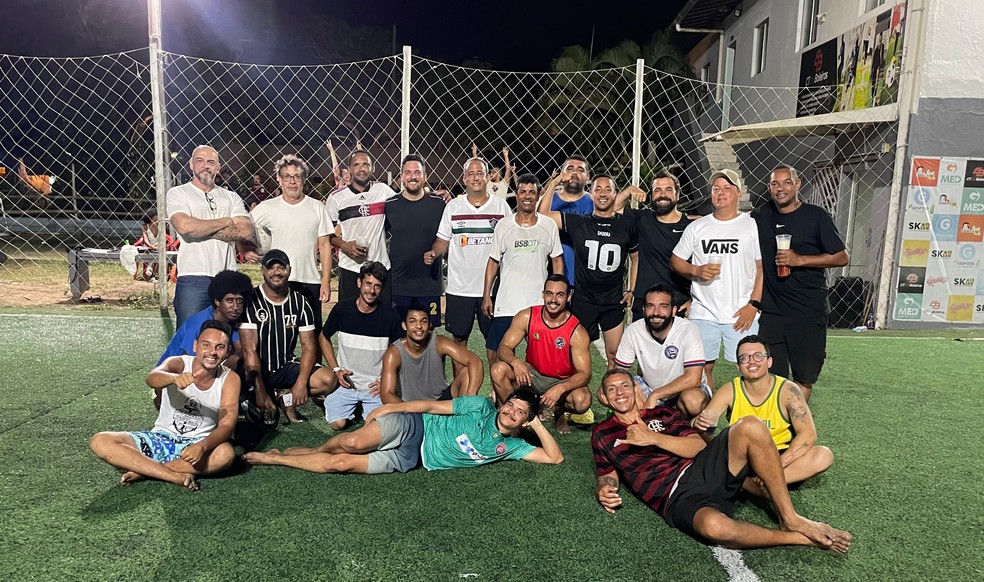 Foto de equipe e elenco da nova versão de Renascer — Foto: Vinícius Daniel/Globo