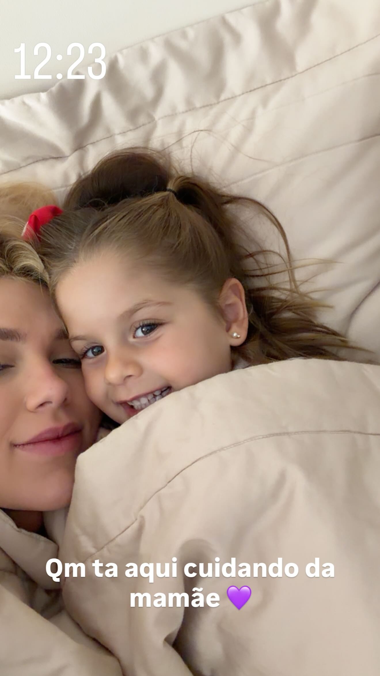 Após Carnaval, Virginia Fonseca recebe carinho da filha: 'Quem tá cuidando da mamãe'