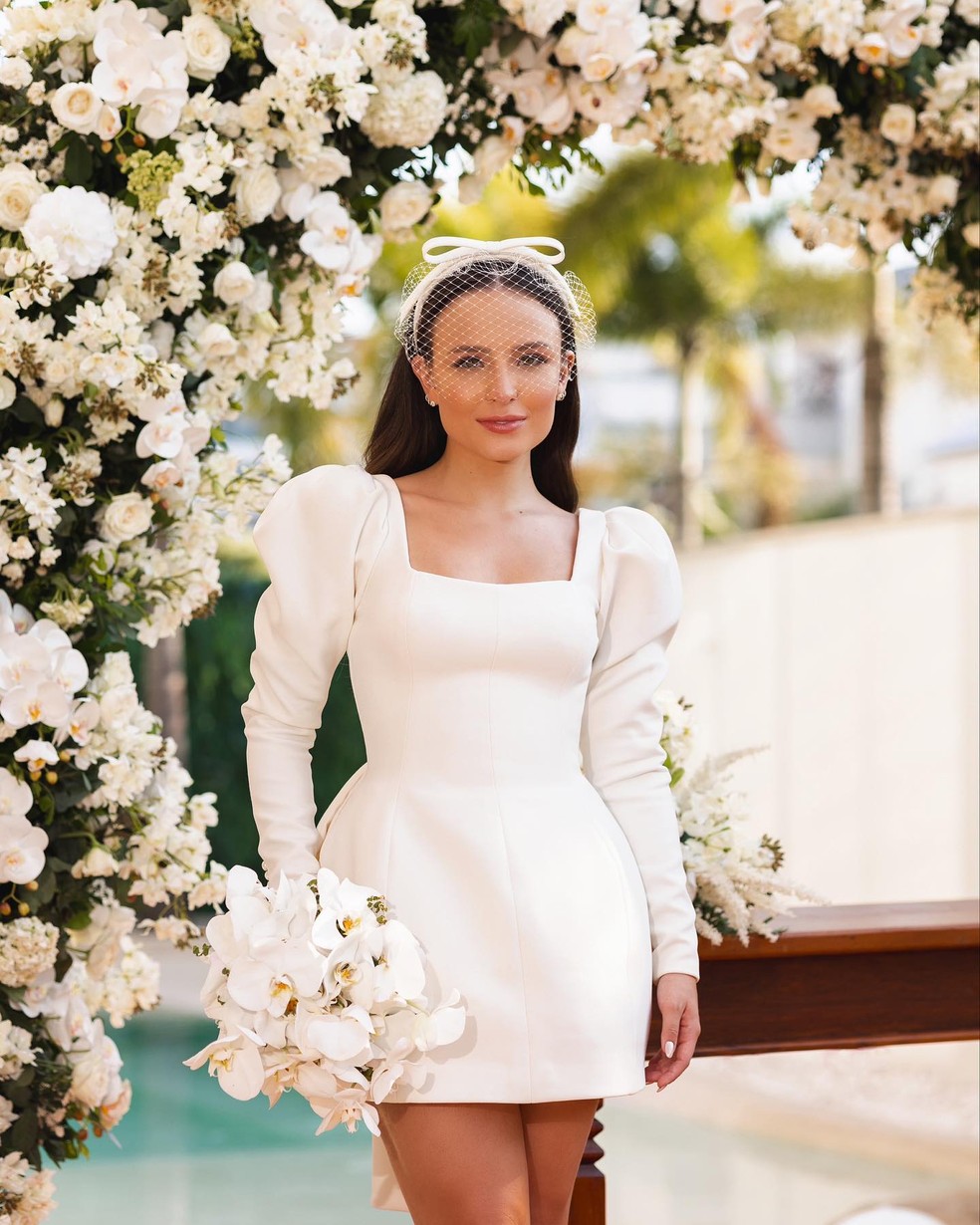 Larissa Manoela mostra mais fotos in&eacute;ditas do casamento &mdash; Foto: Reprodu&ccedil;&atilde;o/Instagram
