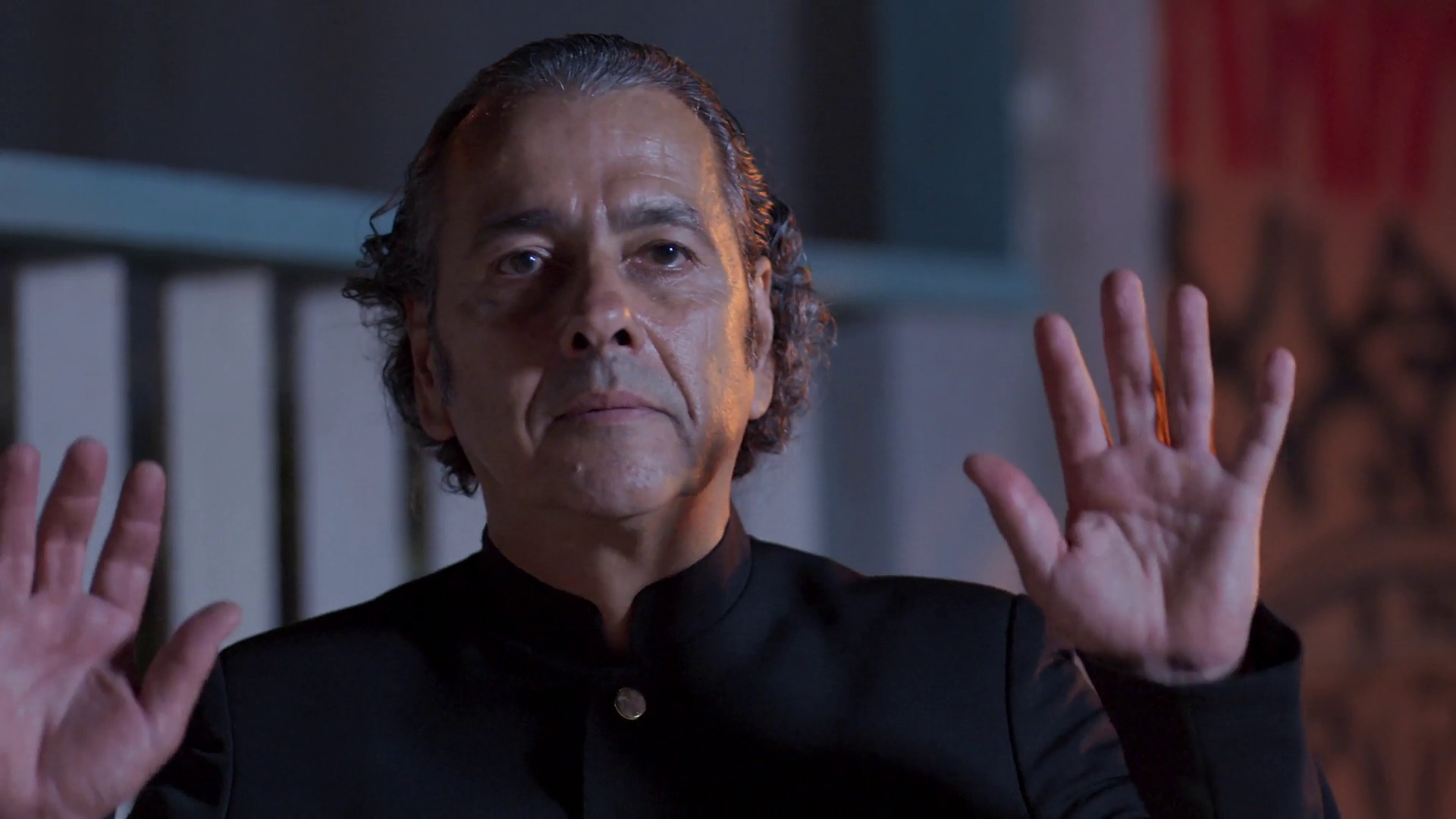 Três Graças: Joaquim evita que Ferette e Arminda peguem o dinheiro dos remédios, mas é preso por Paulinho