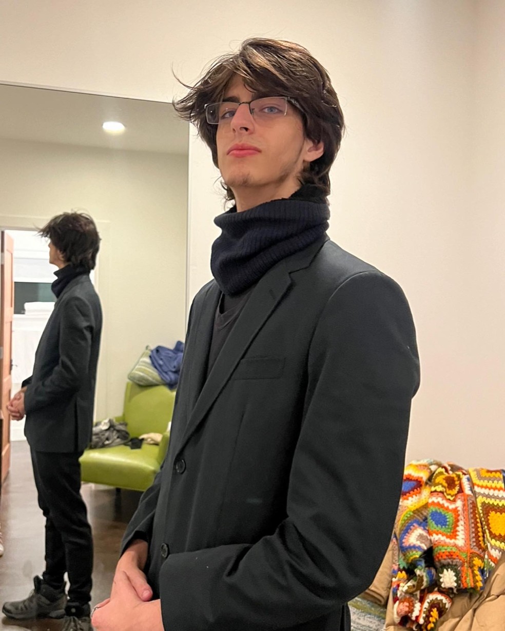 Lucas Fontana, Pedro Novaes e mais: veja os filhos de famosos que cresceram e impressionam pela altura