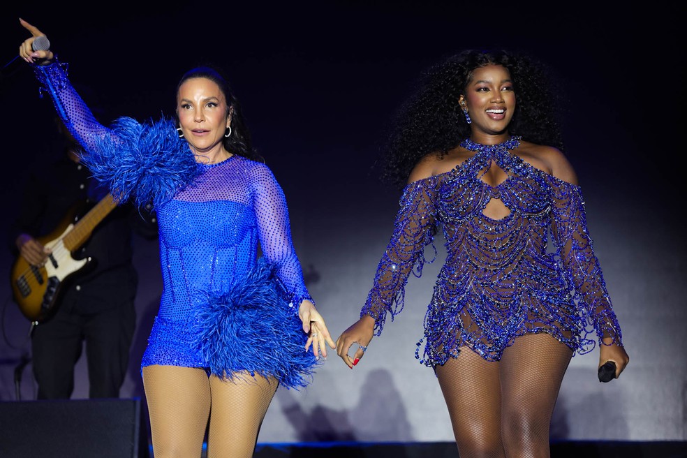 Ivete Sangalo e IZA — Foto: Brazil News