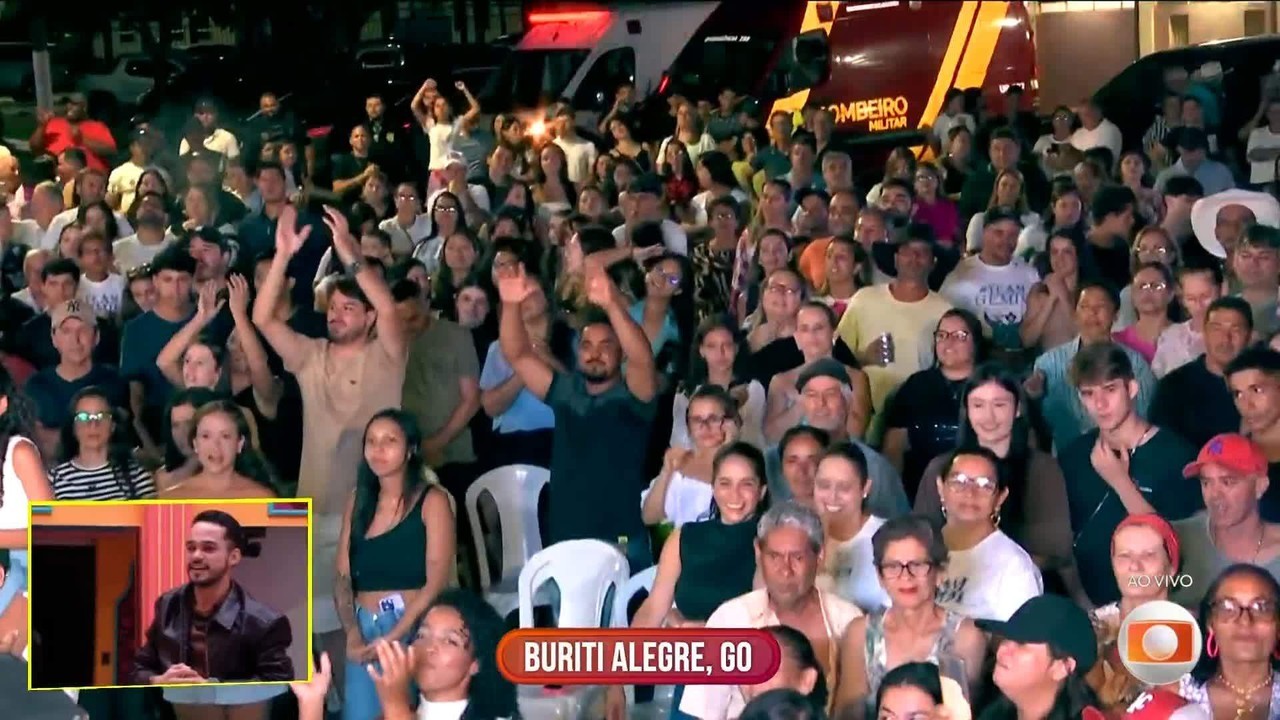 João Pedro e João Gabriel chegam a Buriti Alegre, em Goiás, com carreata e festa da torcida: 'Ainda estamos sem acreditar'