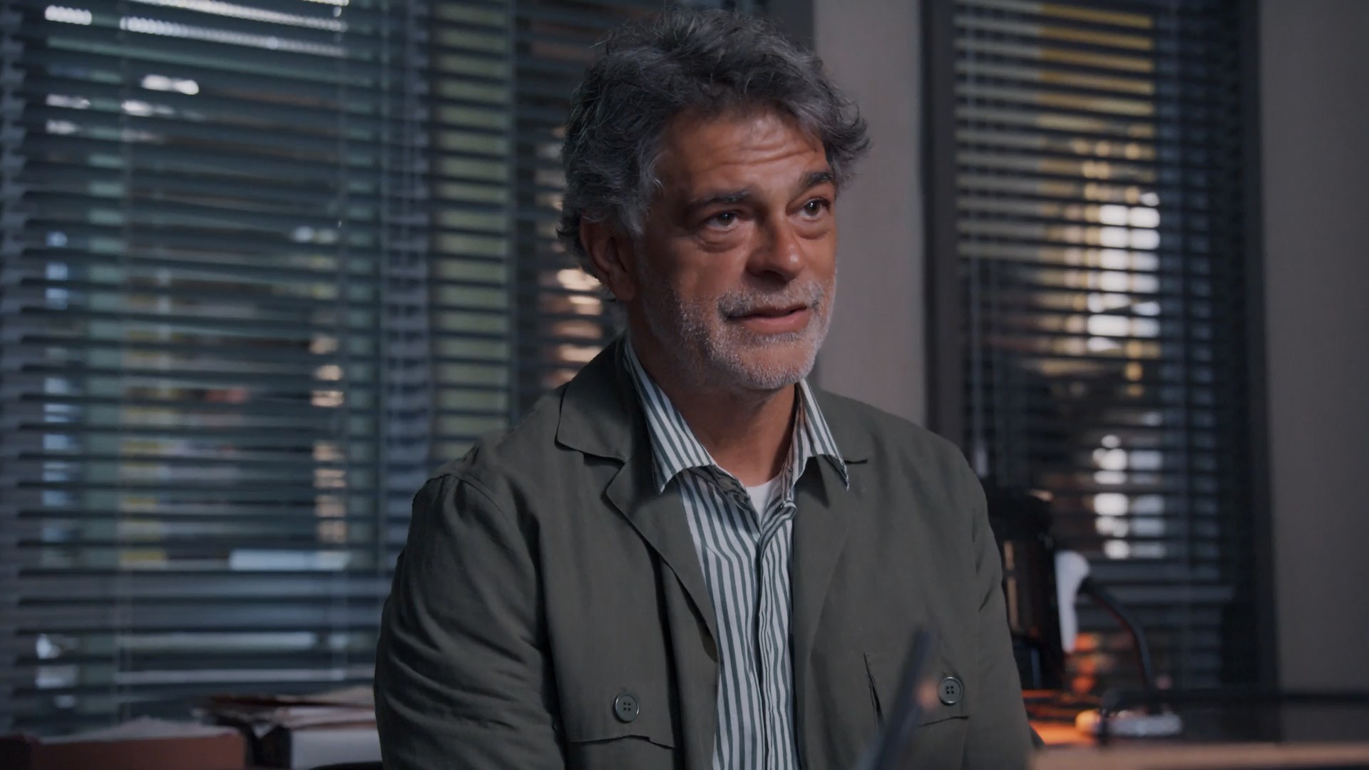 Três Graças: Rogério tem morte anulada e está 'oficialmente vivo'