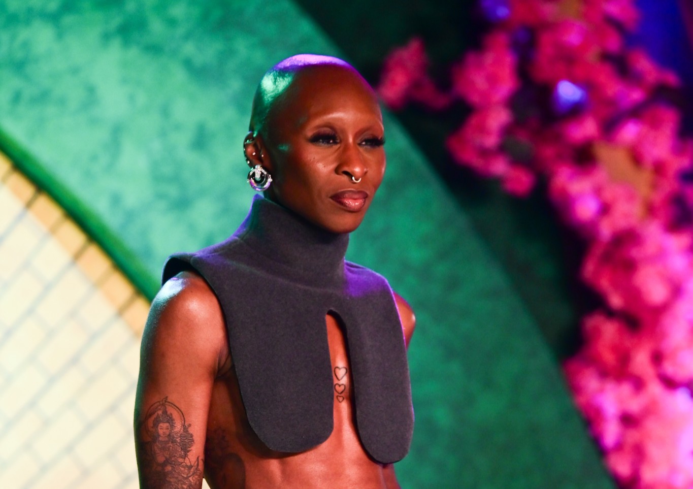 Cynthia Erivo celebra sucesso de Wicked em première no Brasil: 'É um sonho se realizando'; vídeo