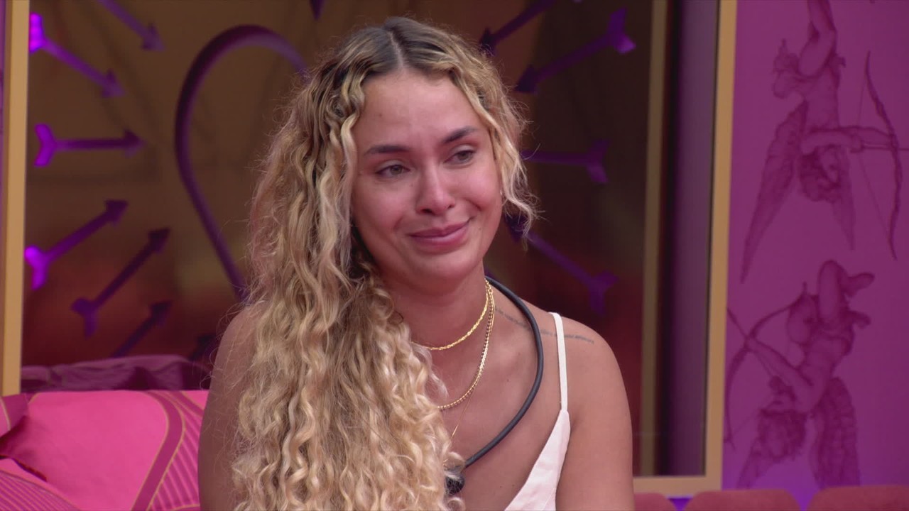 Sarah Andrade chora e desabafa no BBB 26: 'Entrei com expectativa de encontrar outro Gil'