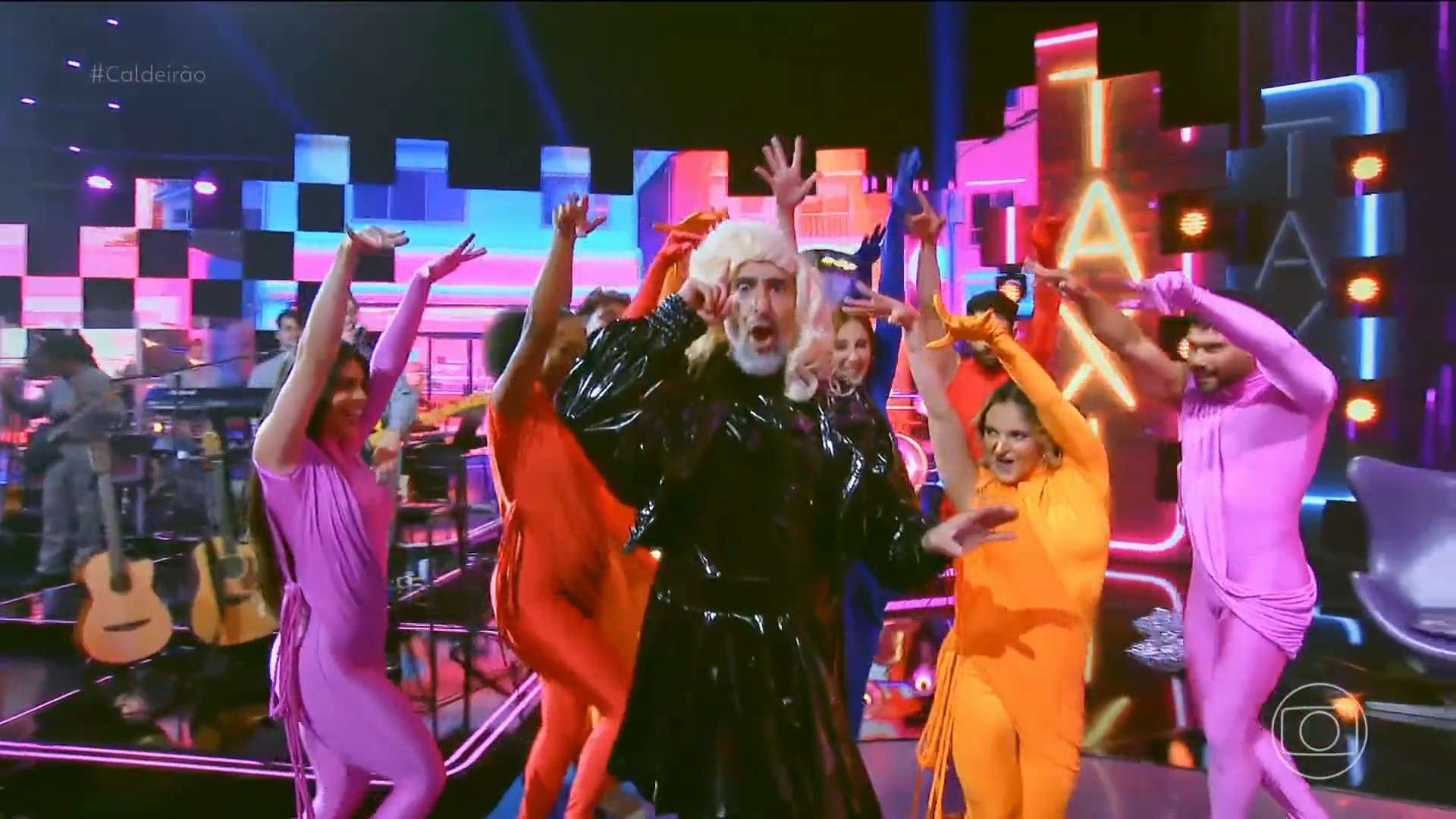 Criança Esperança: Marcos Mion cumpre desafio feito por Xuxa, Angélica e Eliana no Caldeirão