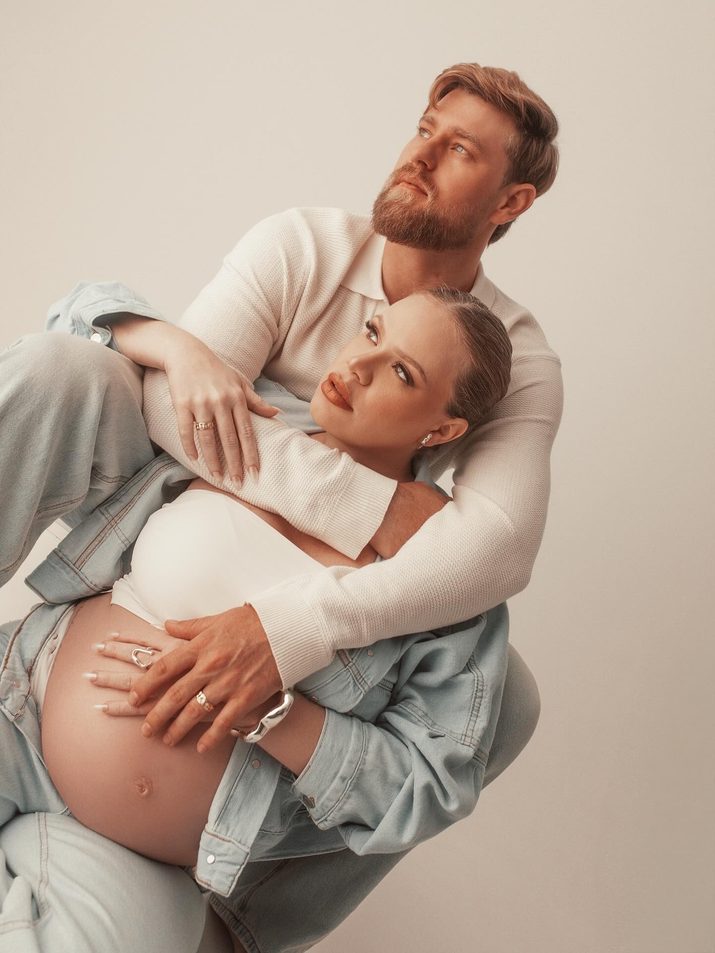 Nascem os filhos gêmeos da ex-BBB Paulinha Leitte; um dos bebês está na semi-intensiva