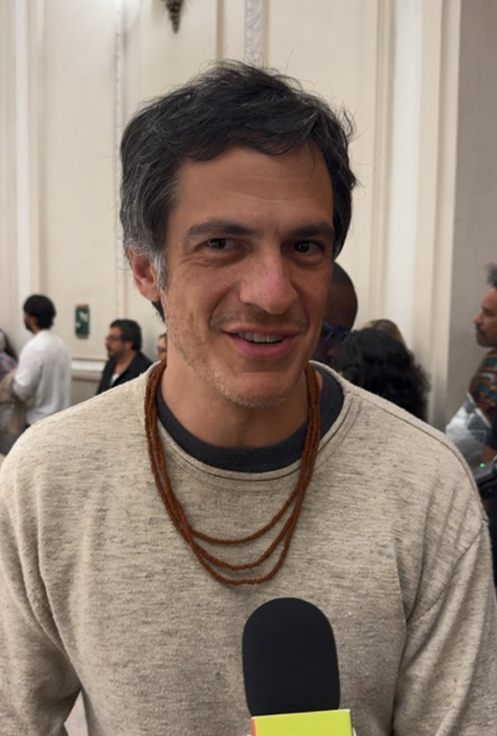 Mateus Solano fala sobre polêmica após vídeo de tapa em celular viralizar |  Gshow