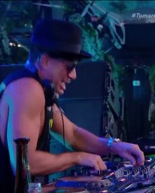 Timmy Trumpet surpreende fs ao abrir show com hits brasileiros no Tomorrowland