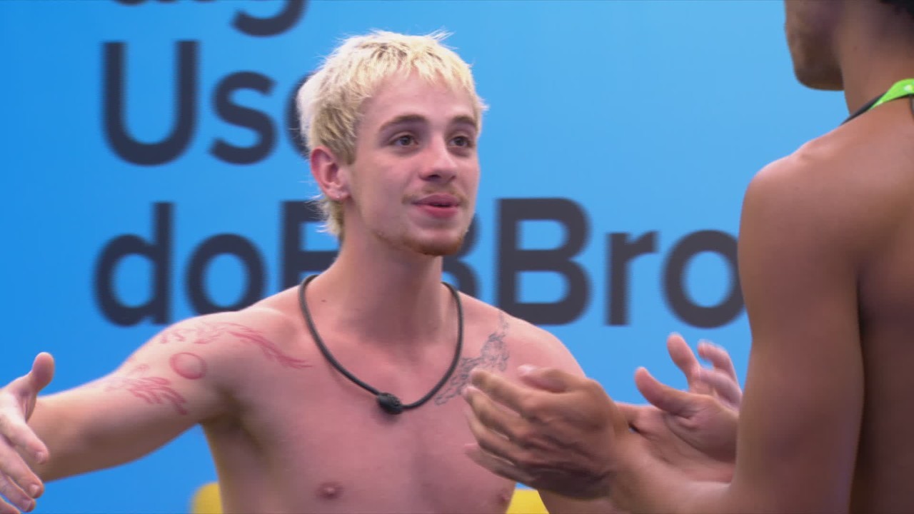 No Quarto Secreto, Breno e Juliano Floss planejam enganar brothers com falsas informações